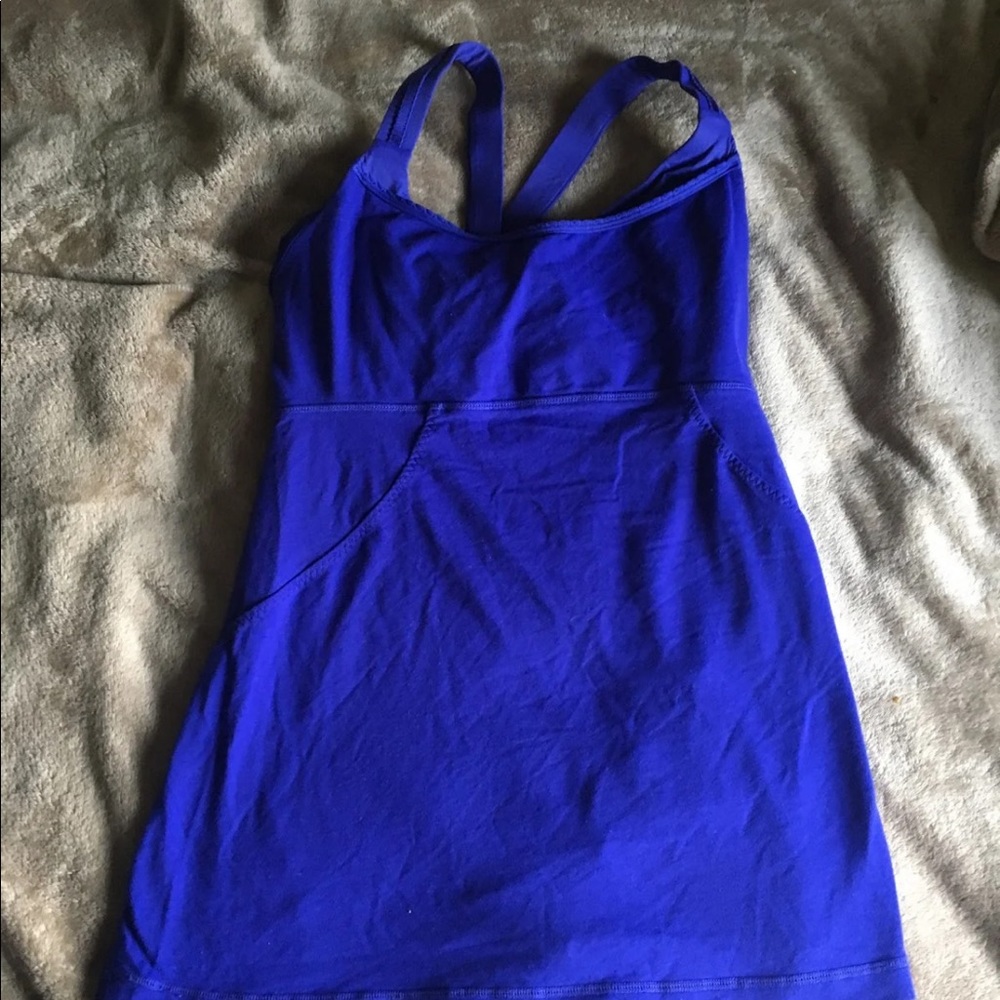 Lululemon top size 4